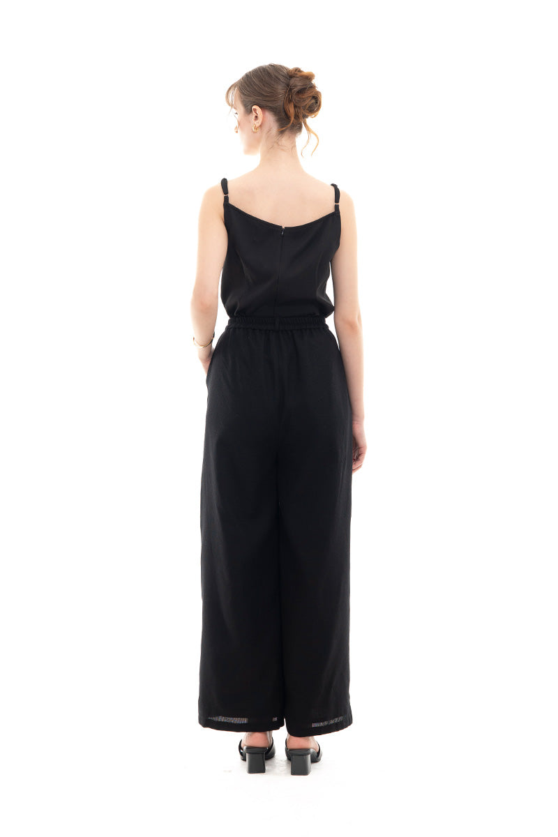 Natural Pleated Wide Leg Pants In Black