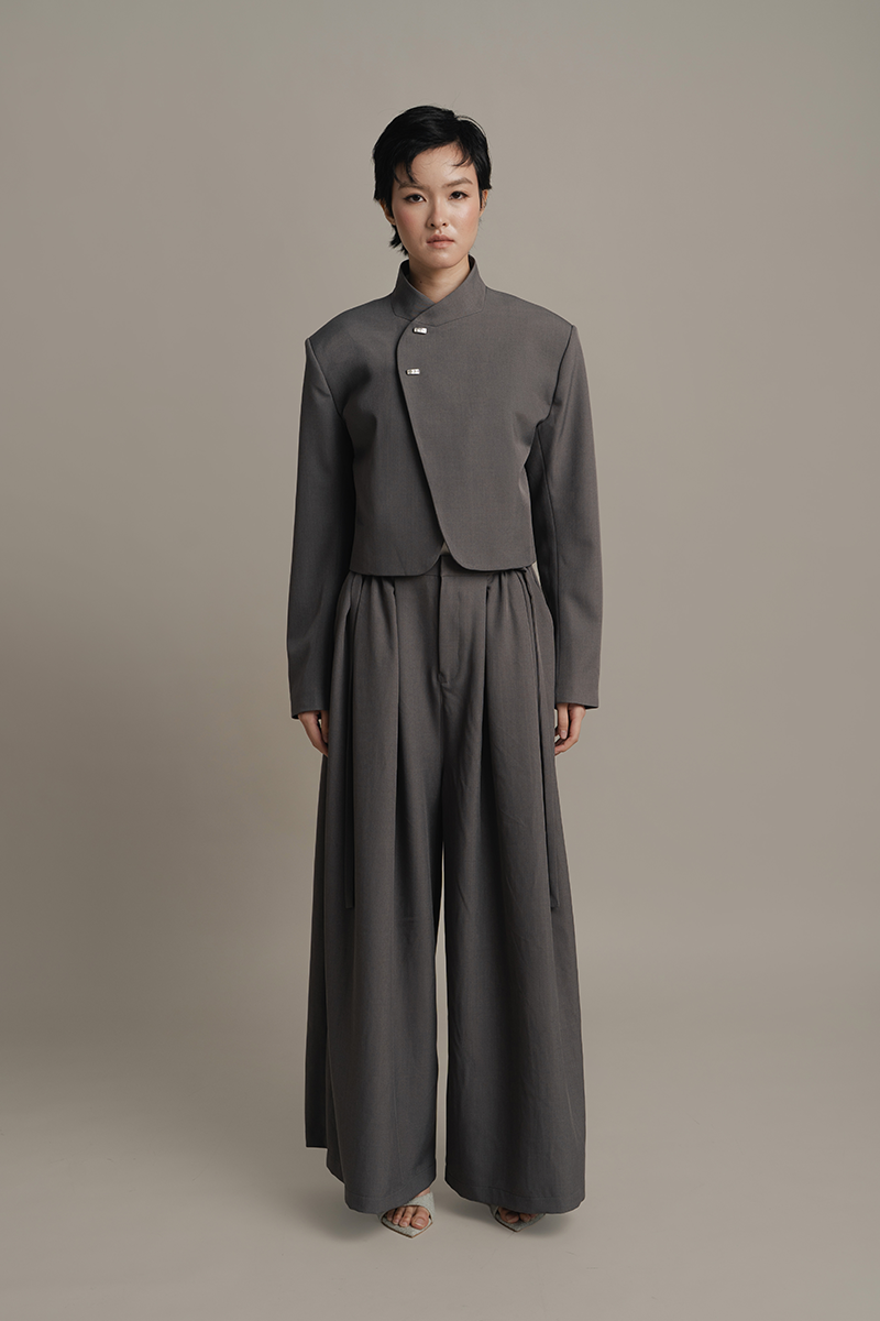 Asymmetric Stand Collar Beskap In Ink Grey