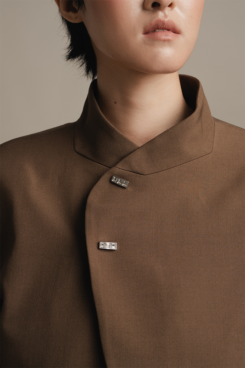 Asymmetric Stand Collar Beskap In Walnut