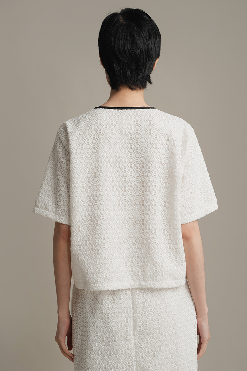 Contrast Piping Lace Top In White