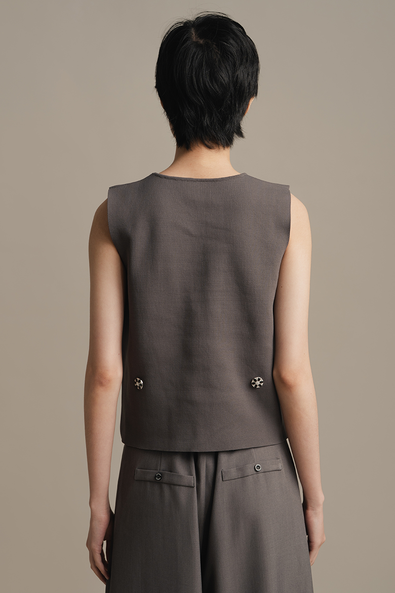 Overlap Detail Knit Top In Graphite