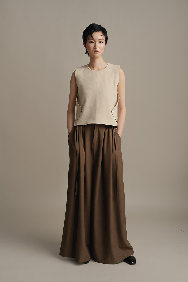 Overlap Detail Knit Top In Warm Sand