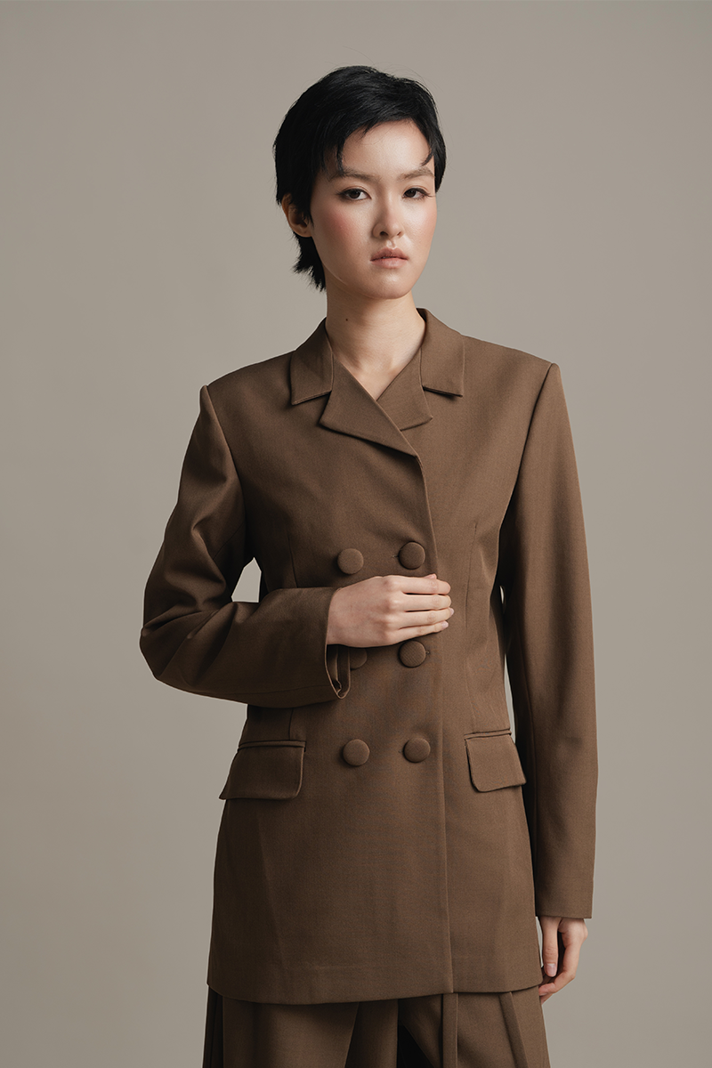 Stand Collar Longfitted Blazer In Walnut