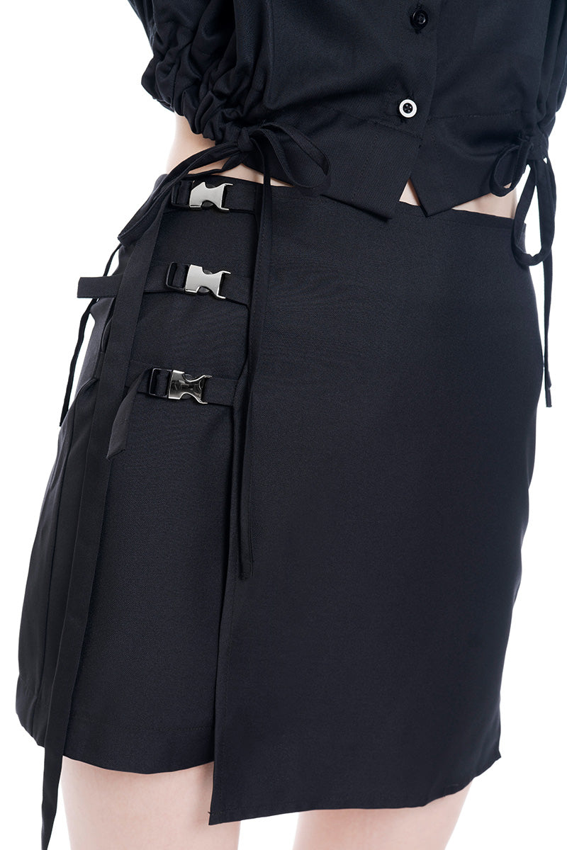 Buckle 15 Mini Skort In Black