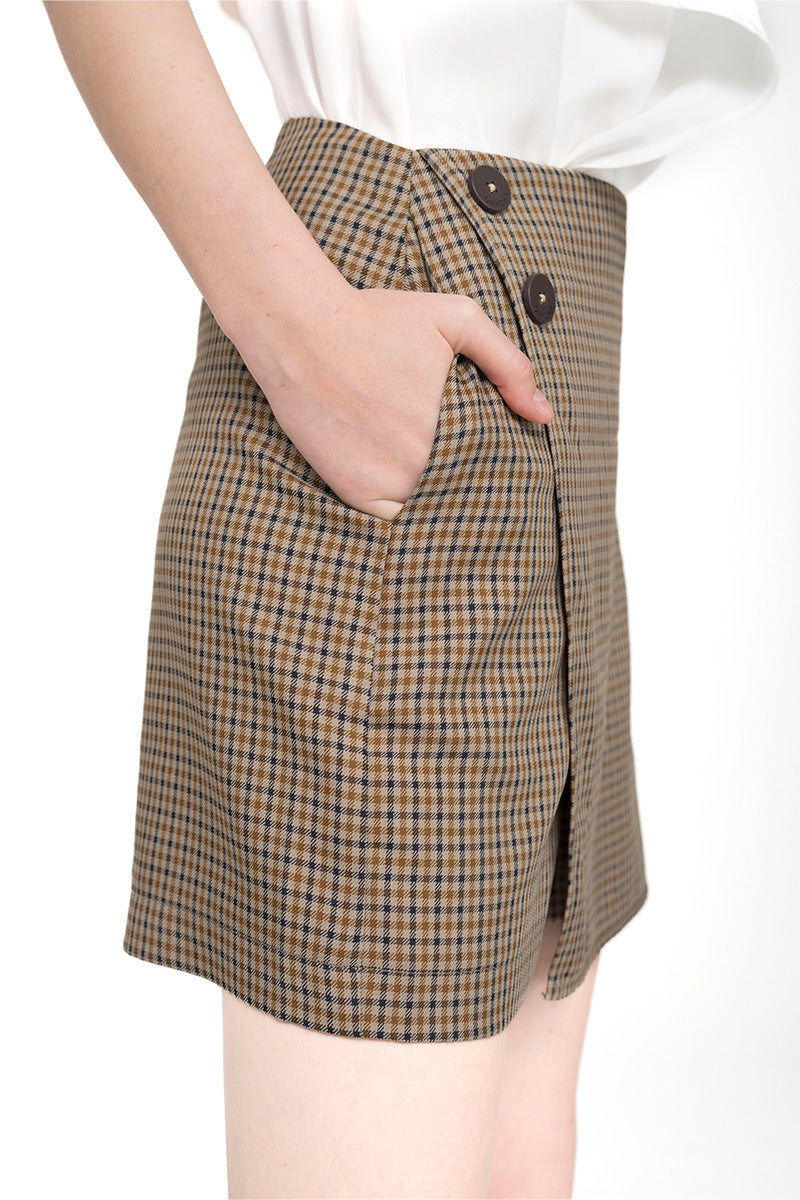 Buttoned Mini Skort In Brown Houndstooth
