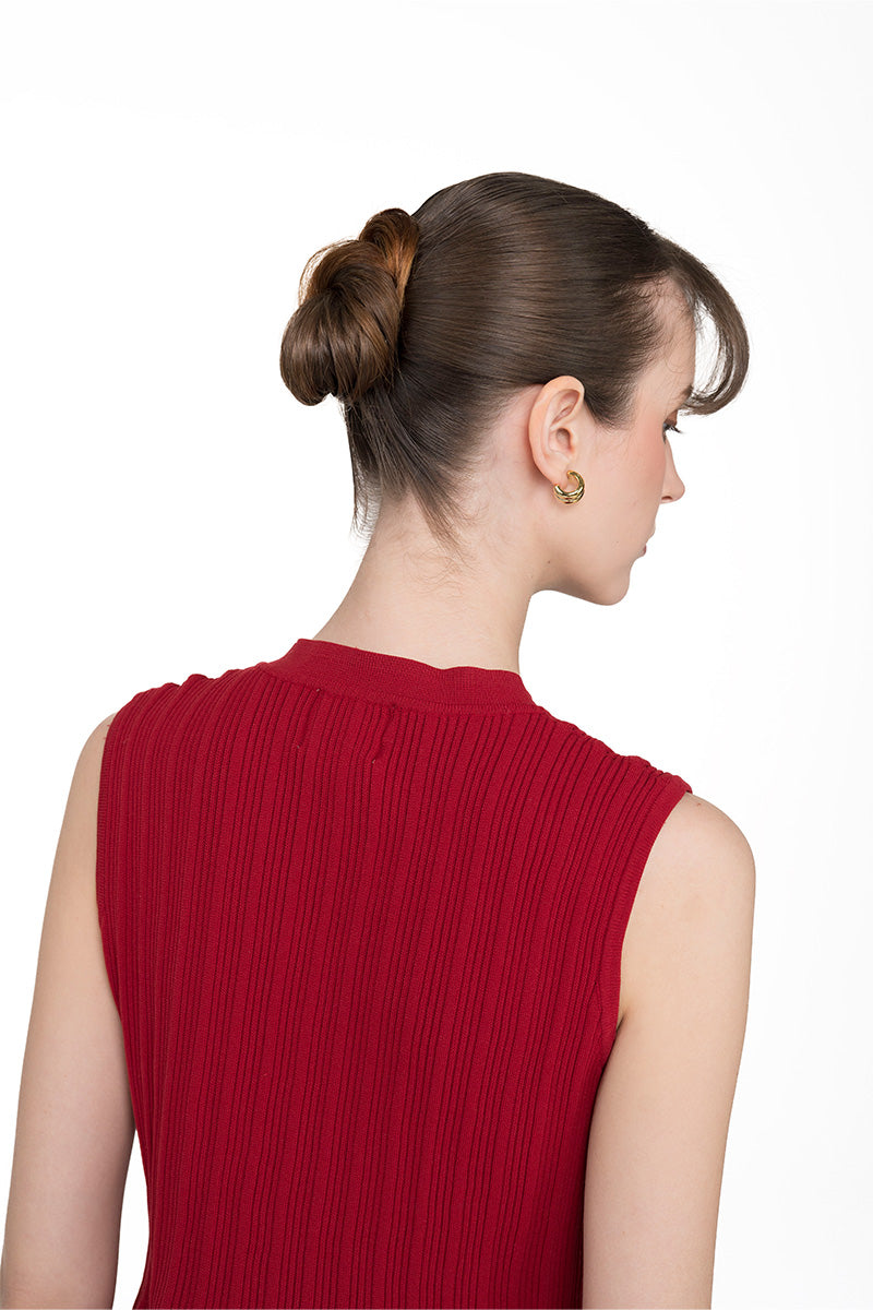 Flare Rib-Knitted Top With Tassel Detail In Ruby Red