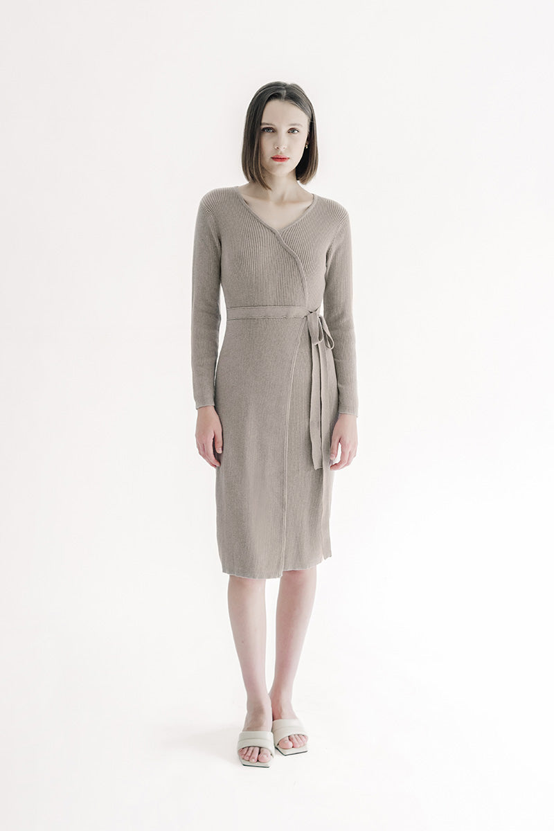 Essential Knit Dress In Brown