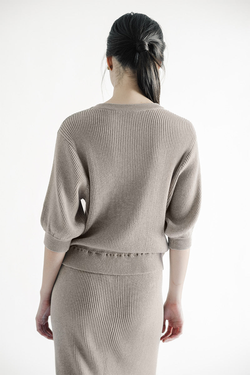 Essential Knit Blouse In Brown