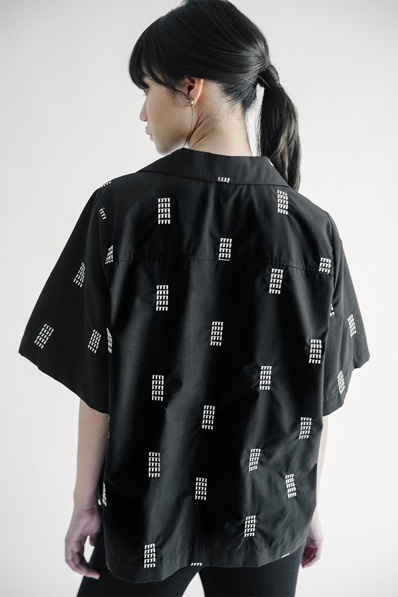 Essential Embroidery Shirt In Black