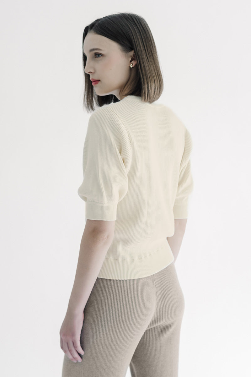 Essential Knit Blouse In Cream