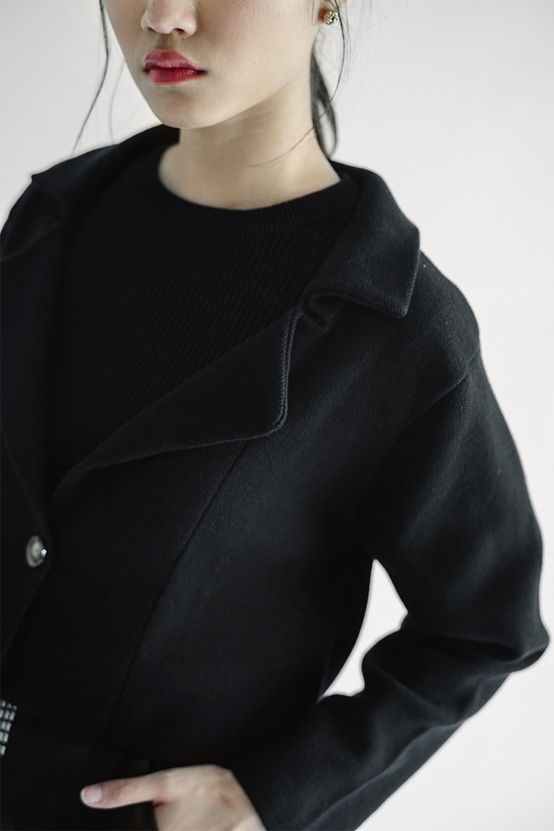 Essential Knit Blazer In Black