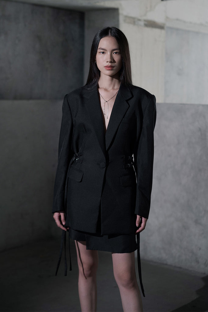 [RESTOCKED] Buckle 15 Oversized Blazer In Black