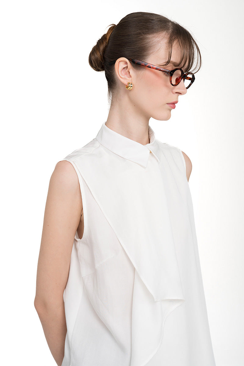 Asymmetric Double Layer Sleeveless Shirt In White