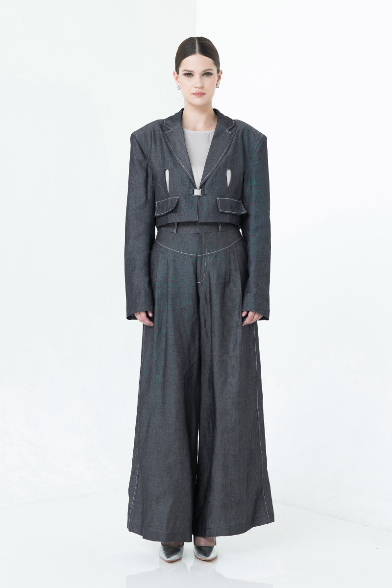 [DEFECT] Buckle Cropped Denim Blazer In Dark Indigo 1