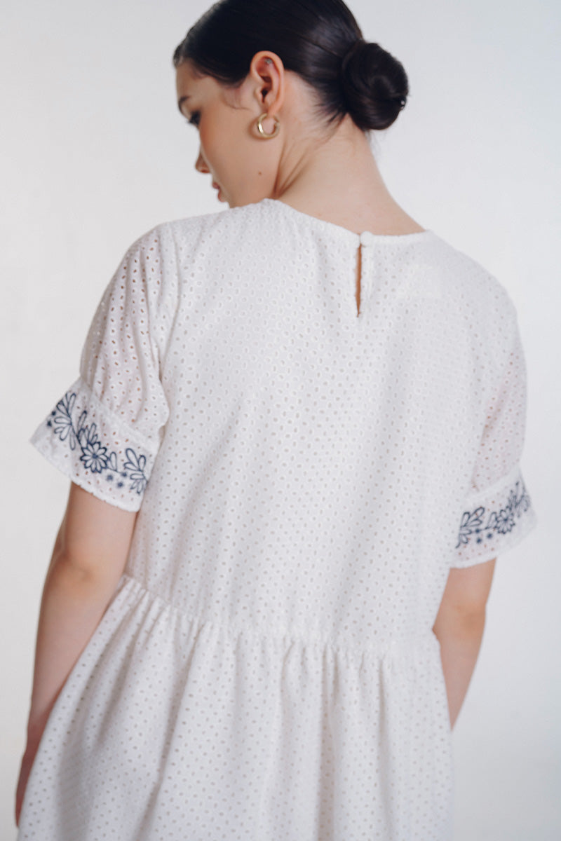 Embroidery Dress In White