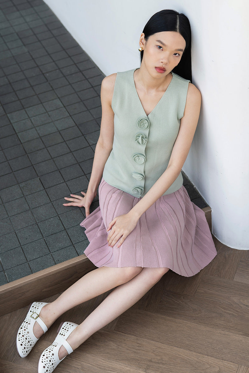 Essential Flower Buttoned Vest In Sage Green