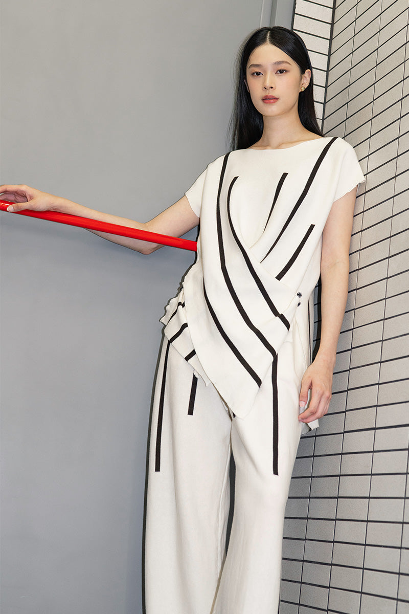 Essential Striped Cross-Button Top In Cream