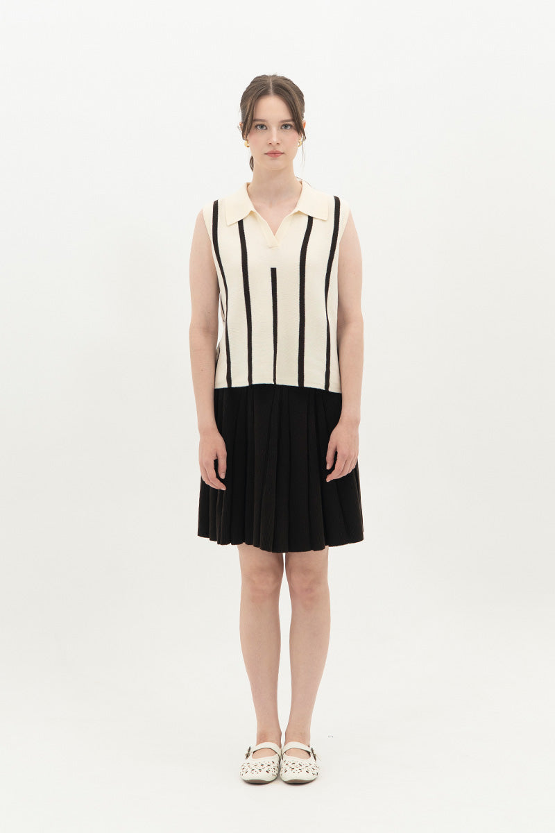 Essential Striped Polo Vest In Cream