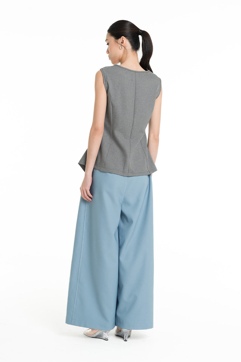 Contrast Topstitch Vest In Cool Grey