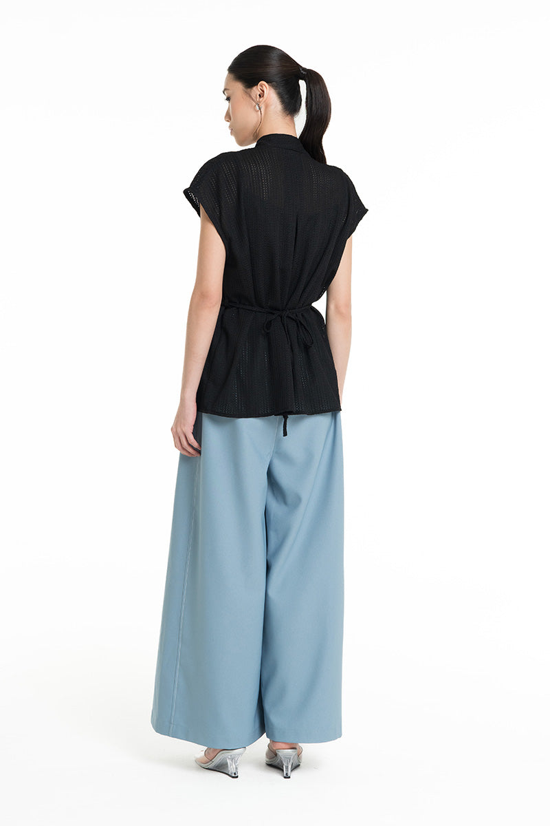 Openwork Knitted Tie Waist Vest In Black