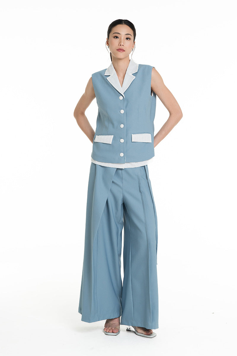 Vest With Openwork Knitted Insert In Sky Blue