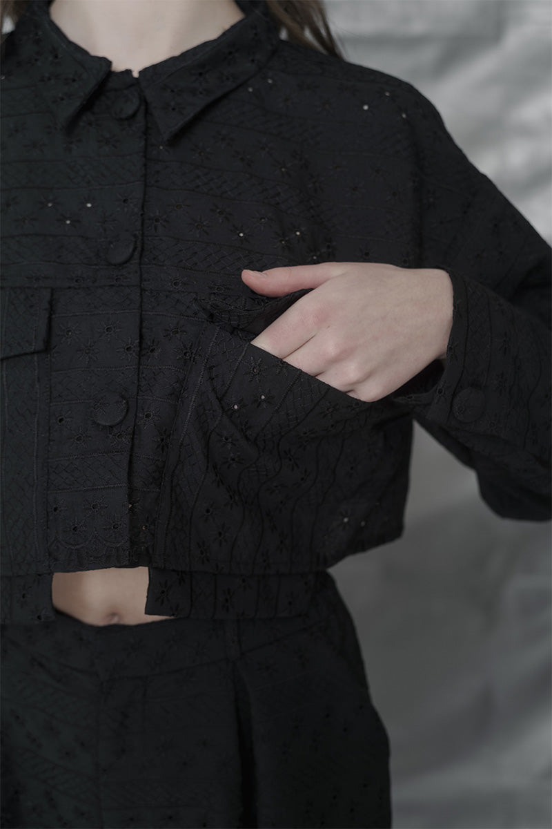 Embroidery Crop Pocket Shirt In Black