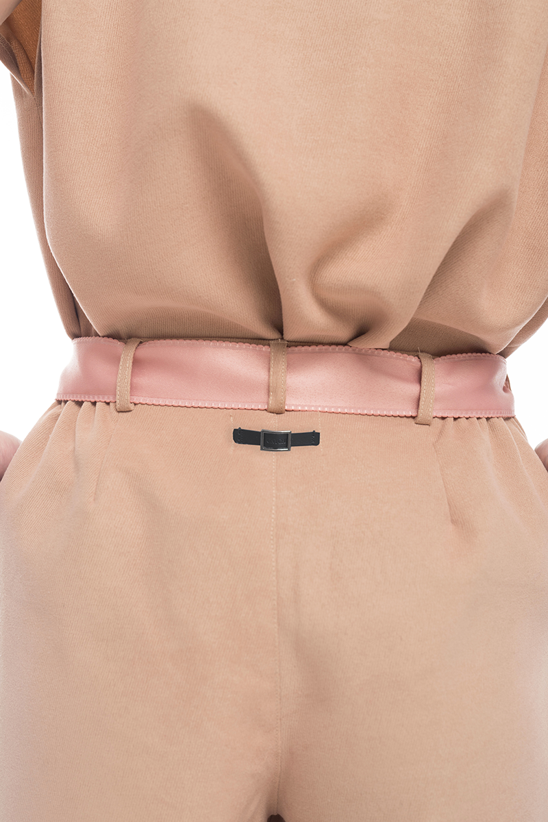 Bow Belt Shorts In Camel