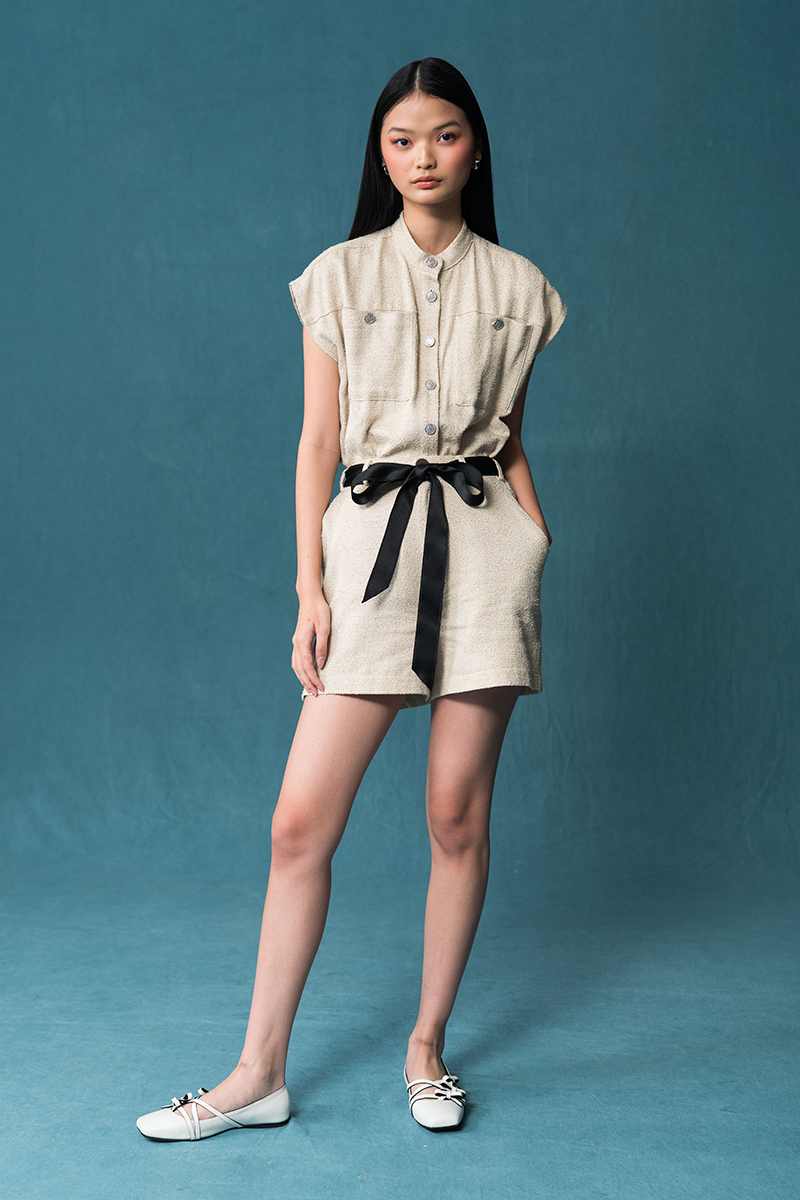 Bow Belt Tweed Shorts In Cream
