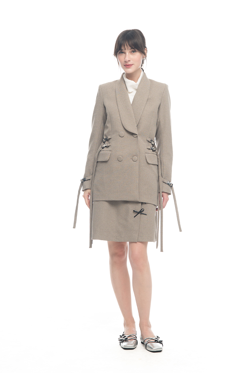 Buckle 15 Long Fitted Blazer In Taupe