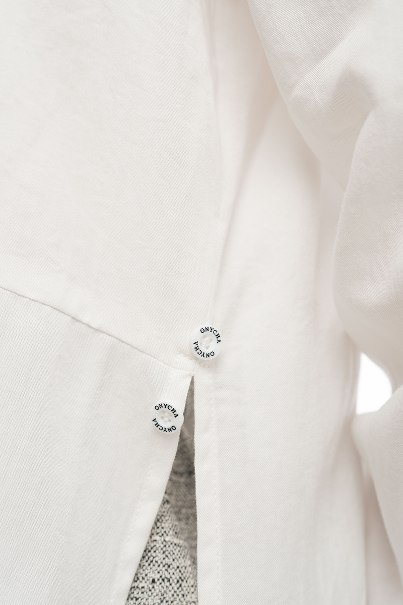 Cross-Button Shirt In White