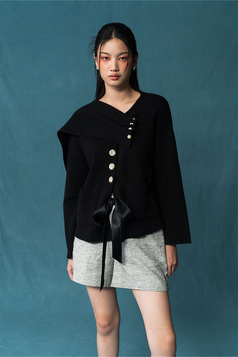 Knitted Top With Detachable Shawl In Black
