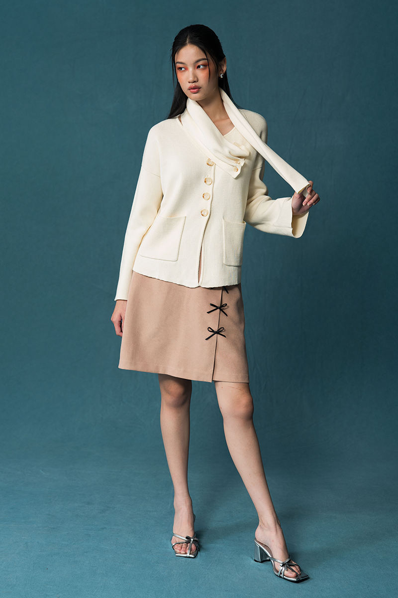 Knitted Top With Detachable Shawl In Ivory