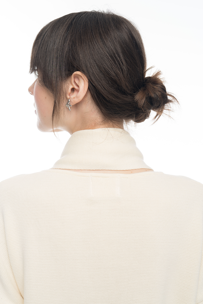 Knitted Top With Detachable Shawl In Ivory