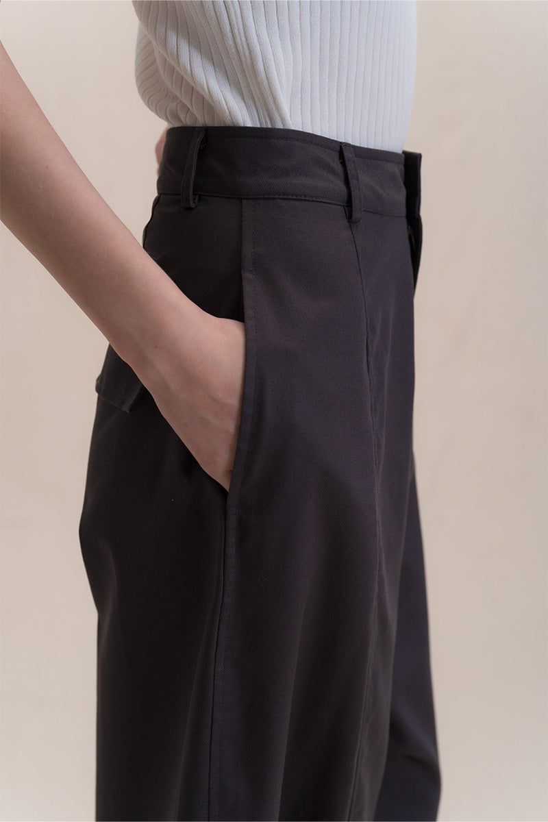 Barrel Pants With Ankle Button Details In Graphite
