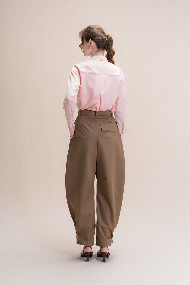 Barrel Pants With Ankle Button Details In Toffee Brown