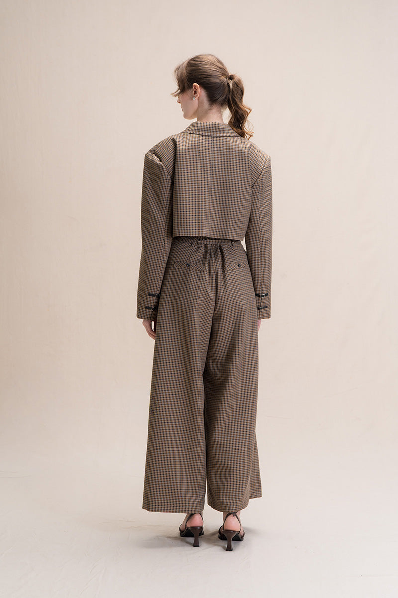Buckle Cropped Blazer In Brown Houndstooth