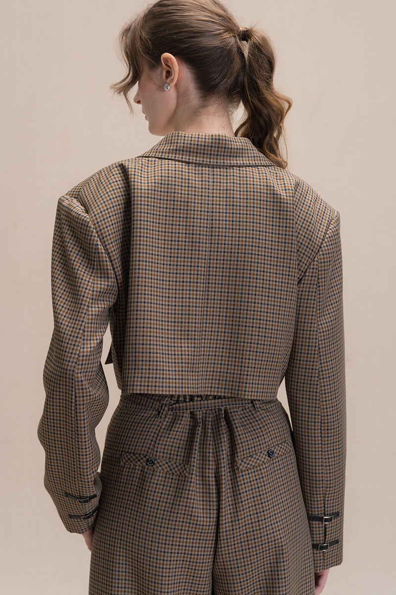 Buckle Cropped Blazer In Brown Houndstooth