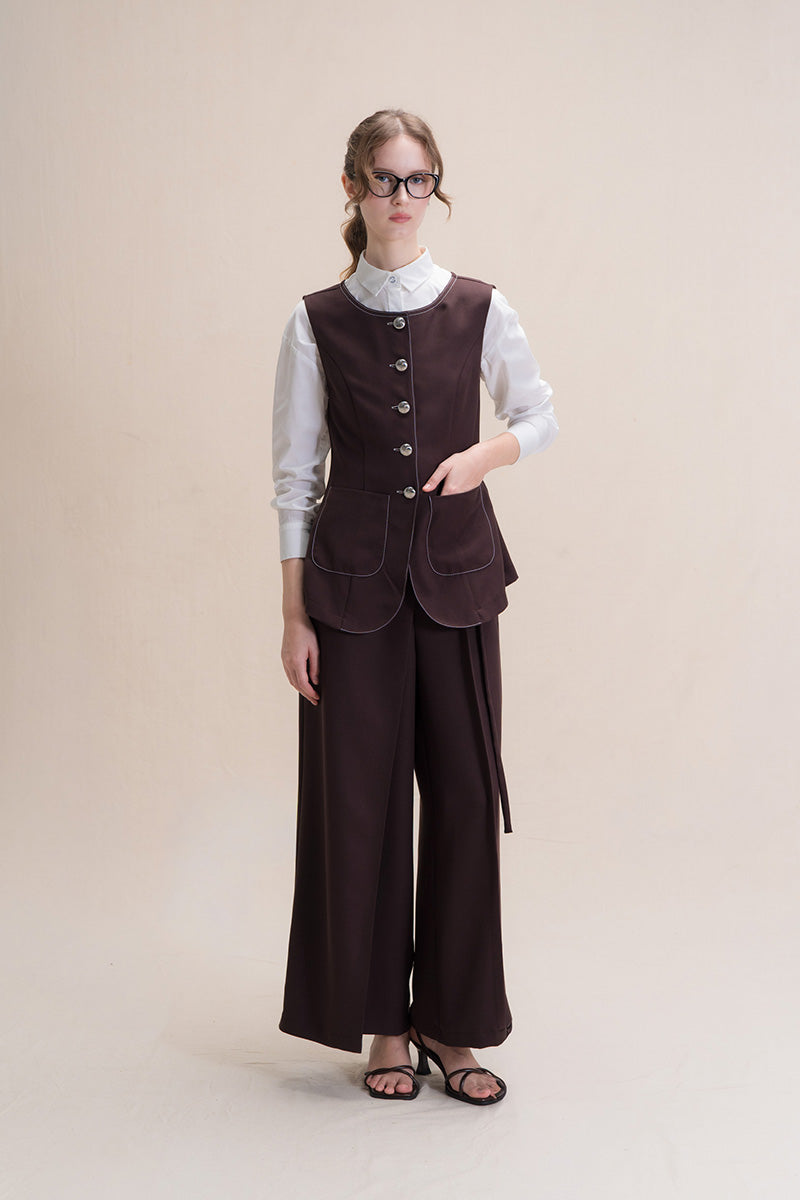 Contrast Topstitch Vest In Dark Brown
