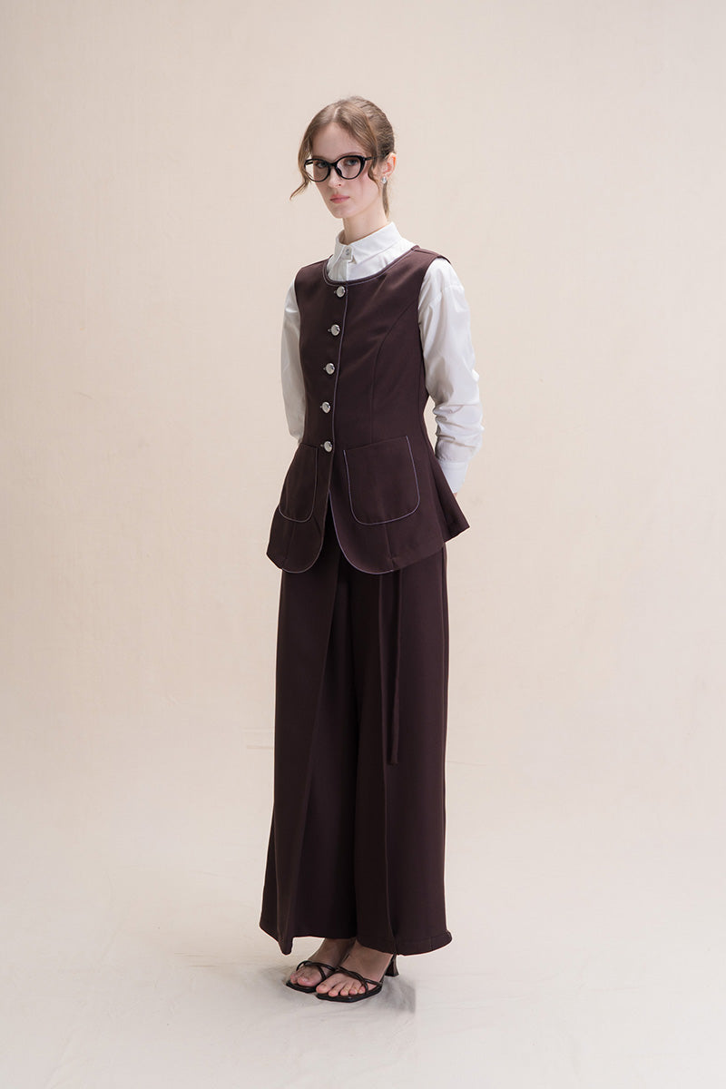 Contrast Topstitch Vest In Dark Brown