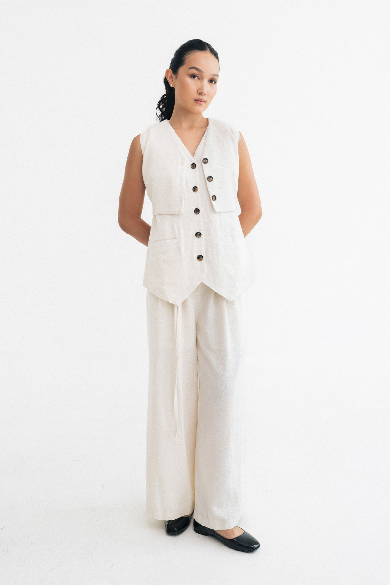 Button Natural Vest Set In Broken White