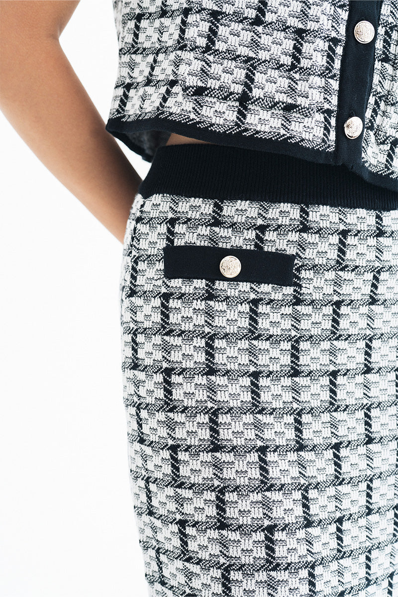 Check Knitted Skirt In Black