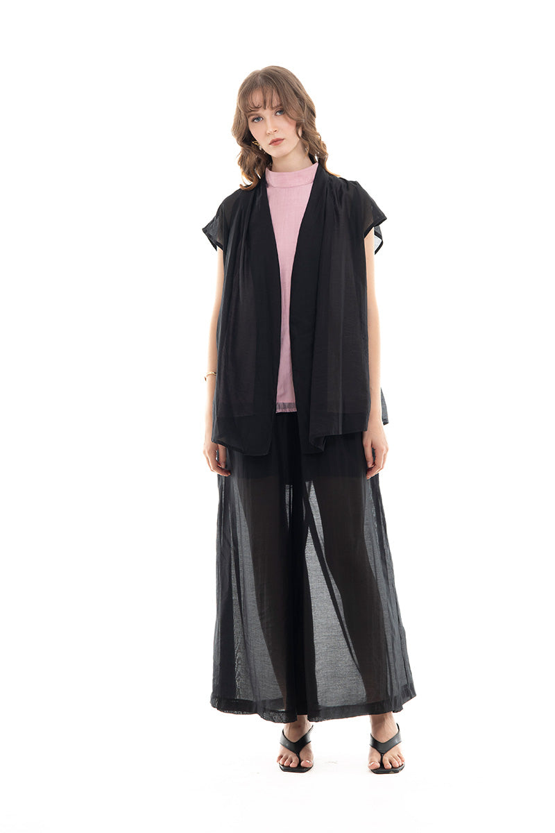 Cap-Sleeved Tie Waist Vest In Black