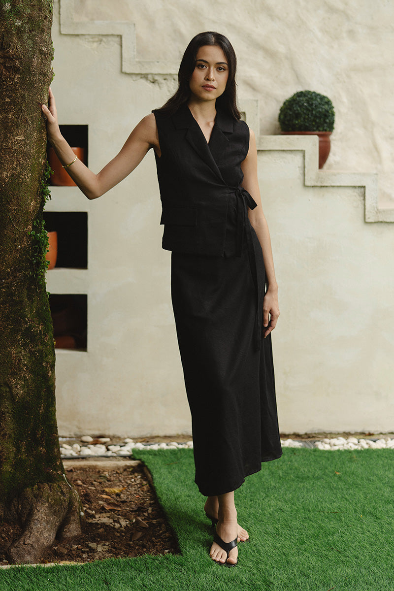 Natural A-Line Maxi Skirt In Black