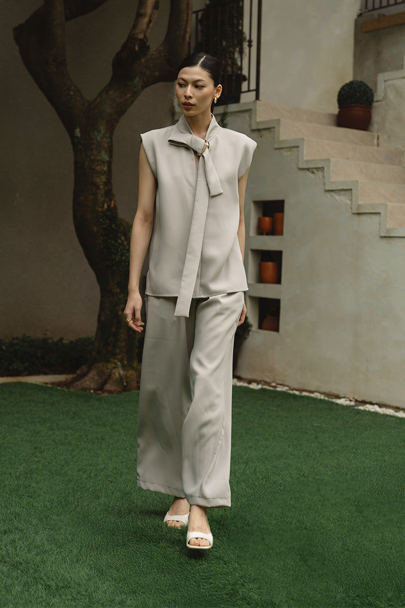 Overlap Waist Trousers In Taupe