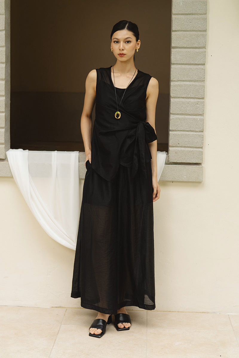 Side Wrap Vest In Black