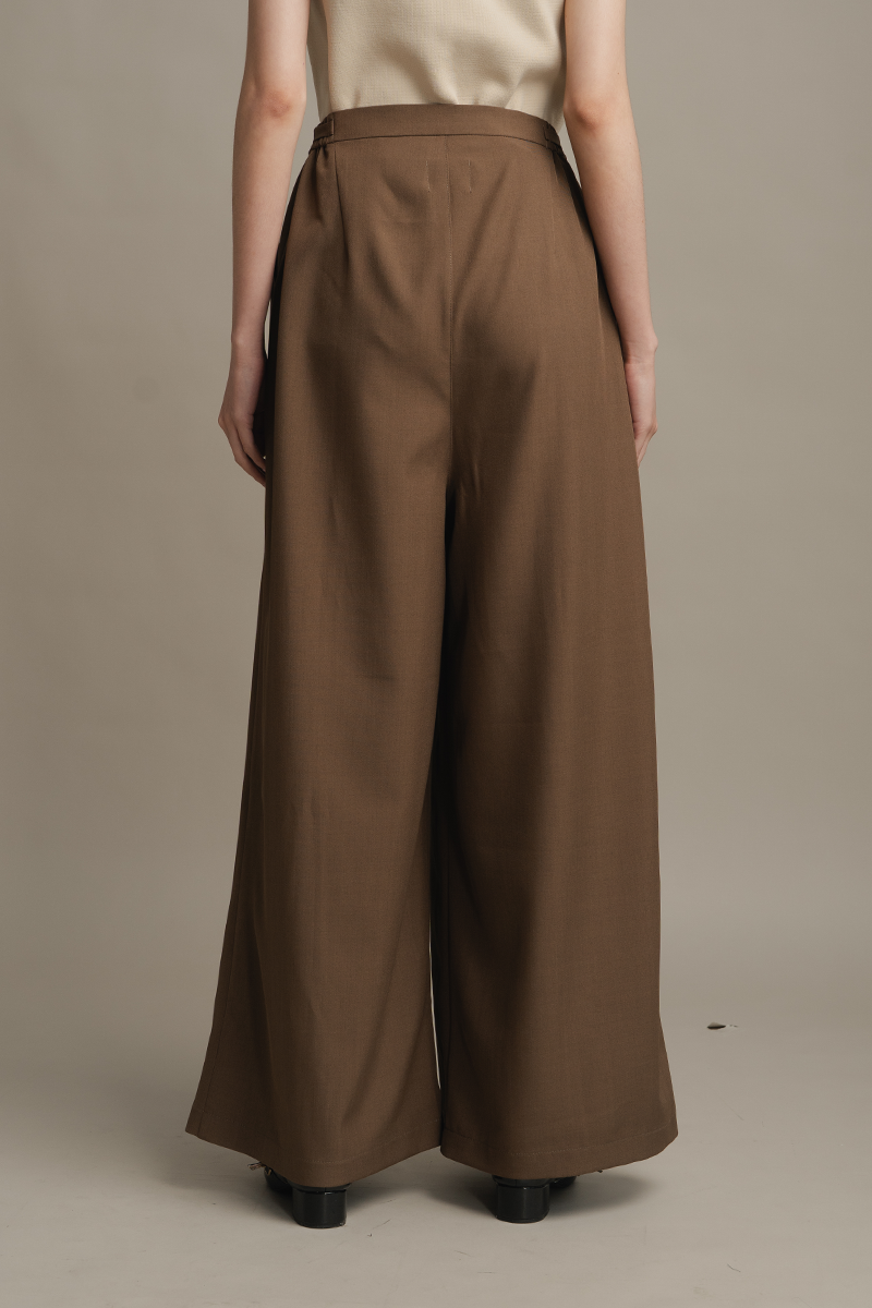 Buckle 15 Pants In Walnut