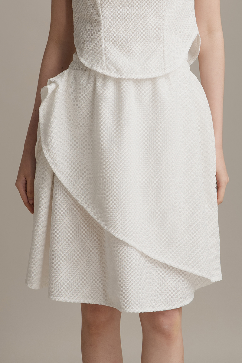 Lace Asymmetric Skirt In White