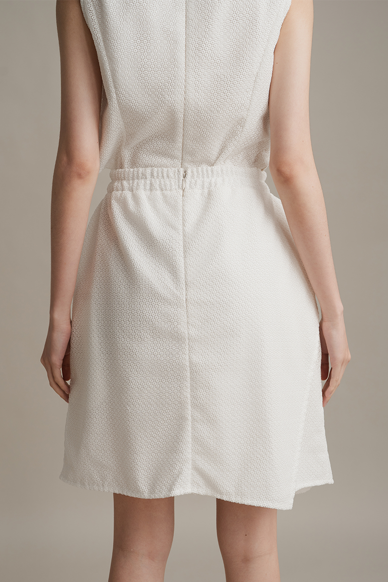 Lace Asymmetric Skirt In White