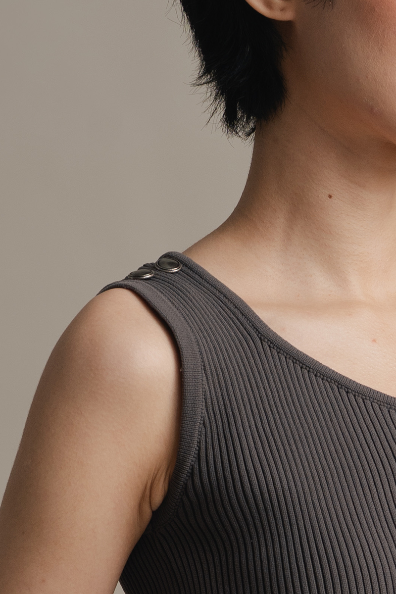 Peplum Knit Top In Graphite