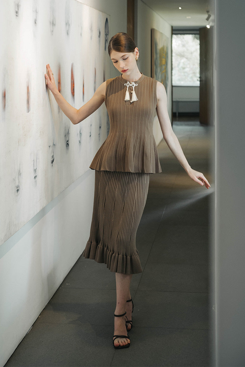 Flare Rib-Knitted Skirt In Taupe